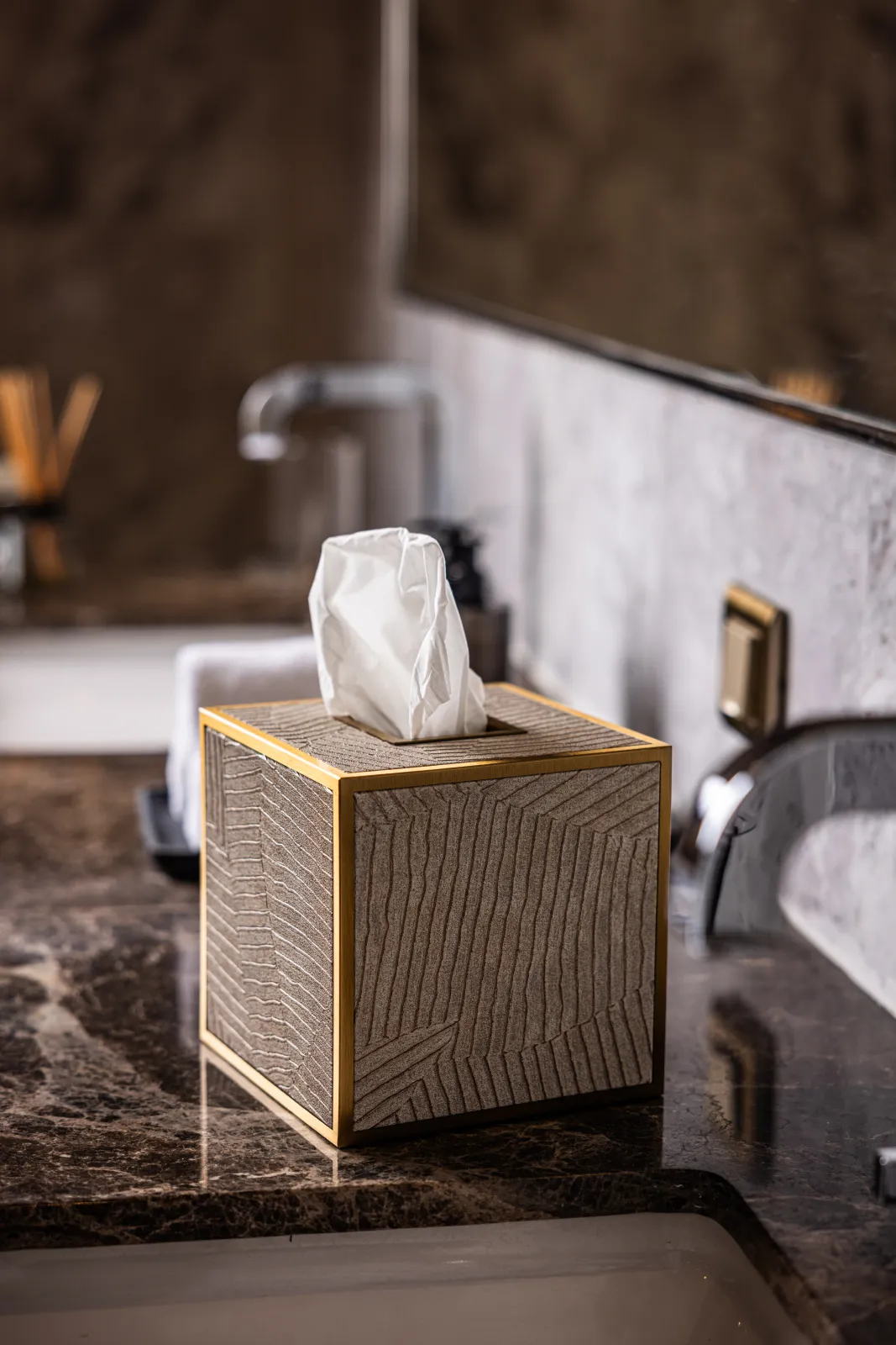 Signature Collection | Tissue Box