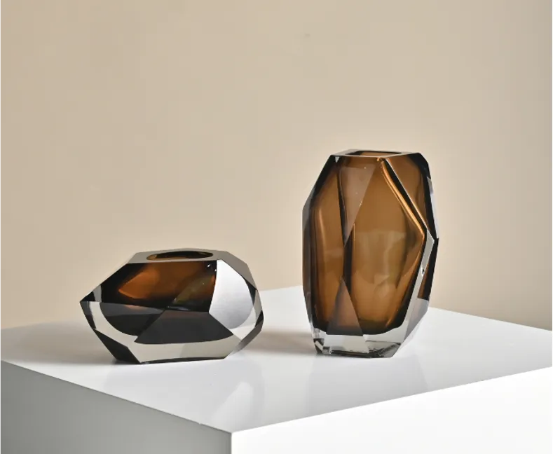 Macallen Vase - Wide