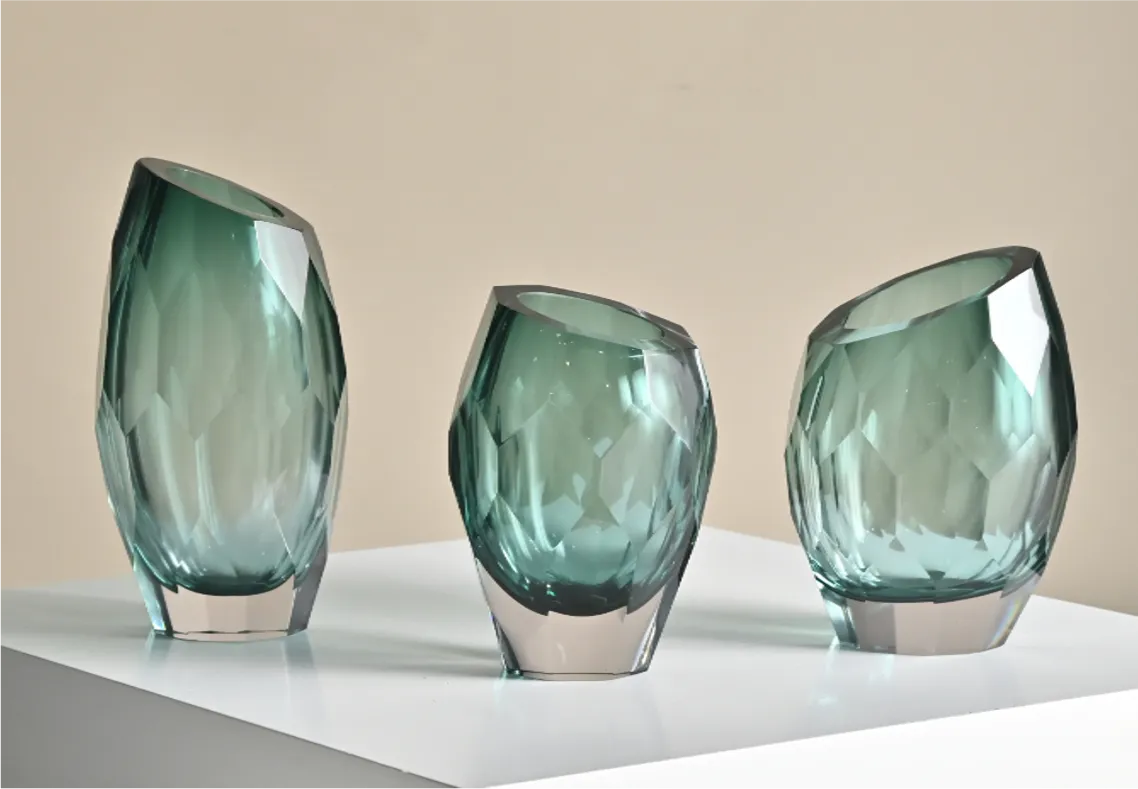 Diamond Cut Ellipse Vase | Turquoise